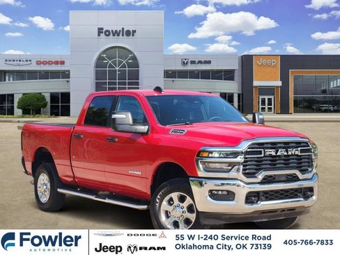 Used 2026 RAM 2500 Big Horn AWD/4WD image 1