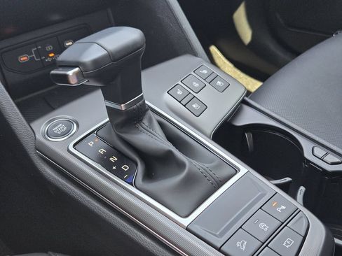 New 2026 Kia Sportage SX FWD image 17