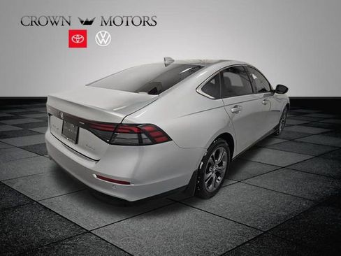 Used 2024 Honda Accord EX-L image 6