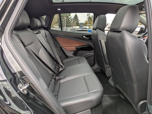 Certified 2022 Volkswagen ID.4 Pro S w/ Gradient Package image 33