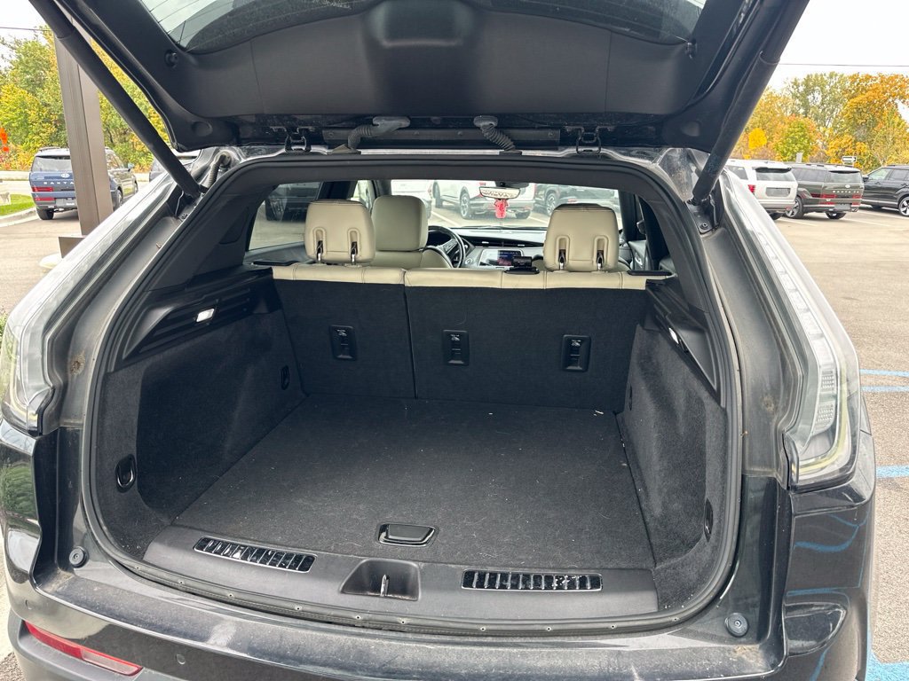 Used 2019 Cadillac XT4 Sport AWD/4WD image 3