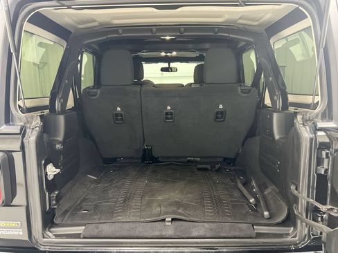 Used 2021 Jeep Wrangler Unlimited Sport AWD/4WD image 23