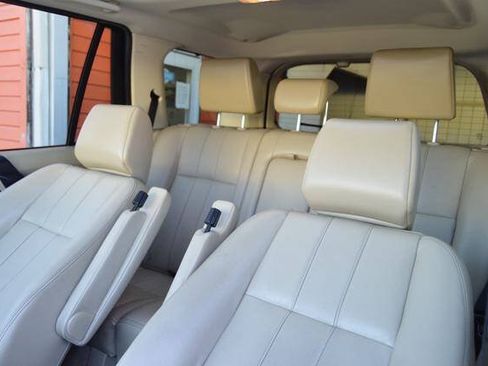 Used 2013 Land Rover LR2 HSE AWD/4WD image 49