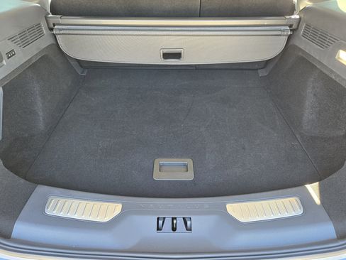 Used 2024 Lincoln Nautilus Premier image 35