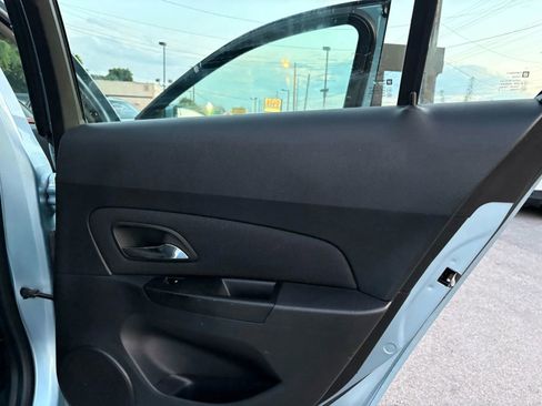 Used 2012 Chevrolet Cruze LT w/ RS Package image 12