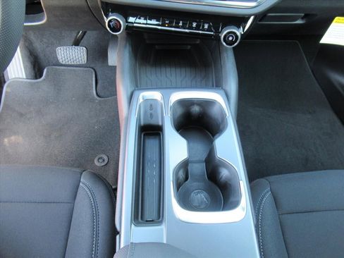 New 2026 Chevrolet Equinox EV LT image 20