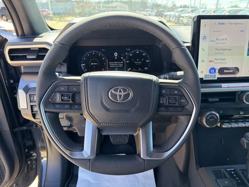 New 2025 Toyota Tacoma TRD Off-Road AWD/4WD image 14