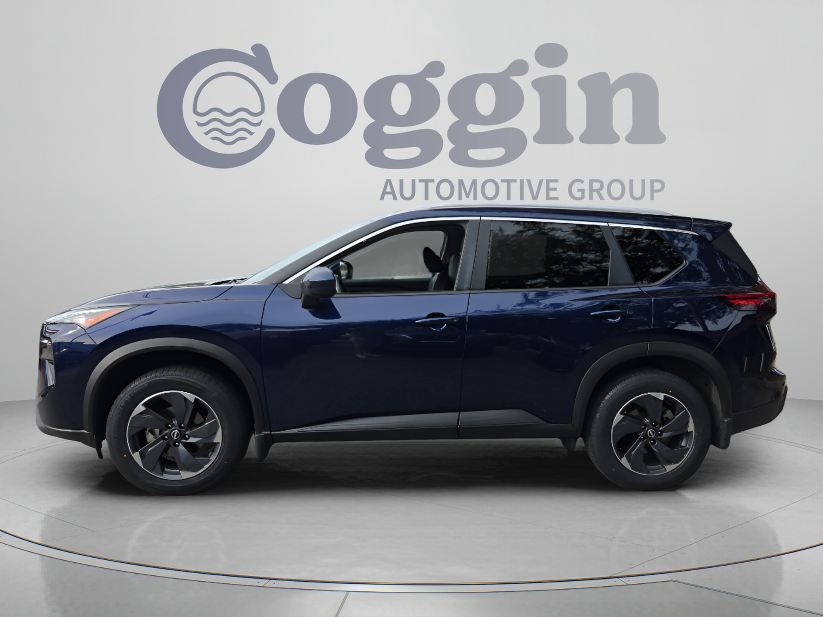 Used 2024 Nissan Rogue SV w/ SV Premium Package AWD/4WD image 2