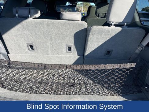 Used 2019 Lincoln Navigator Reserve image 7