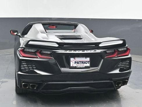 Used 2021 Chevrolet Corvette Stingray Premium Conv w/ Z51 Performance Package RWD image 4