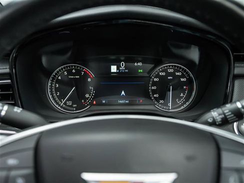 Used 2023 Cadillac XT5 Premium Luxury FWD image 23