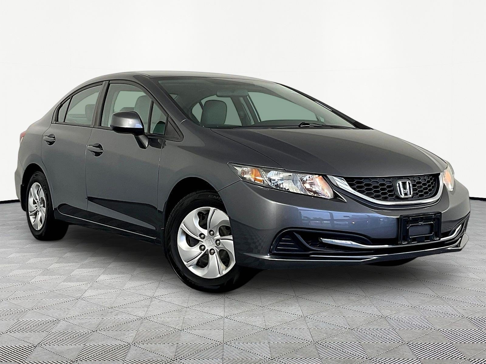 Used 2013 Honda Civic LX image 3