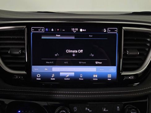 New 2026 Chrysler Pacifica Select image 26