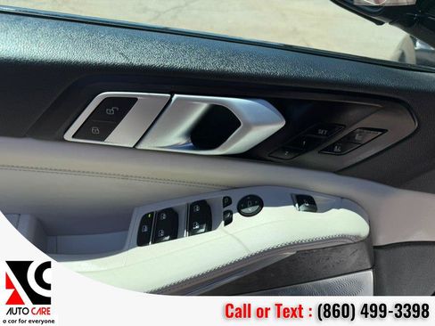 Used 2019 BMW X5 xDrive40i w/ M Sport Package AWD/4WD image 20