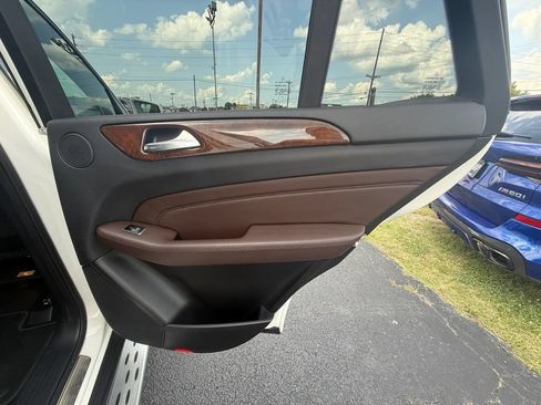 Used 2015 Mercedes-Benz ML 350 2WD image 19