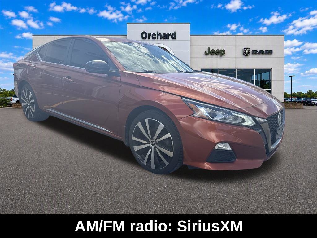 Used 2019 Nissan Altima 2.5 SR w/ SR Premium Package AWD/4WD image 3