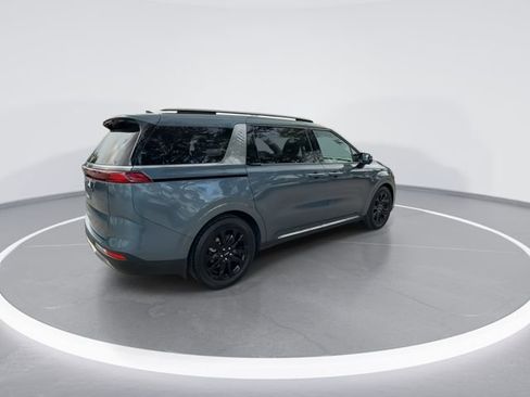 Used 2024 Kia Carnival SX FWD image 8