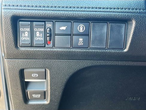 Used 2023 Honda Odyssey EX-L image 10