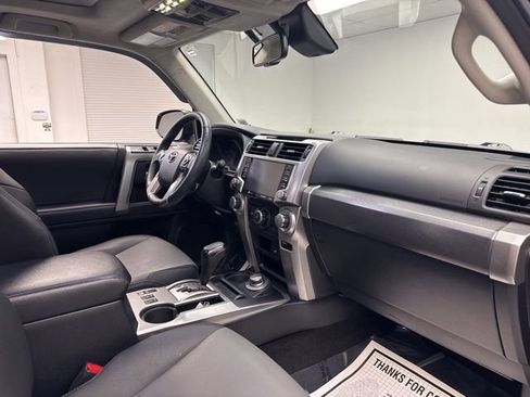 Used 2020 Toyota 4Runner SR5 image 8