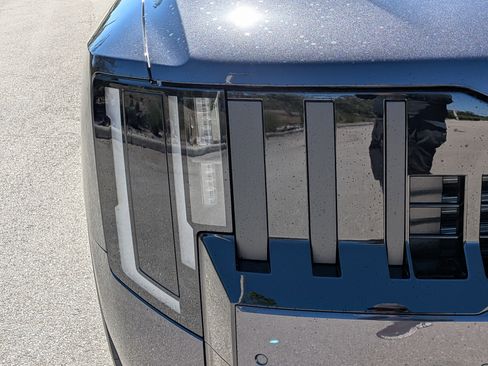 New 2027 Kia Telluride S image 10