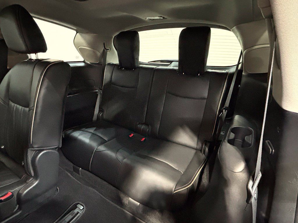 Used 2018 INFINITI QX60 Luxe w/ Deluxe Technology Package AWD/4WD image 33