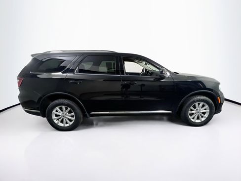 Used 2022 Dodge Durango SXT image 4