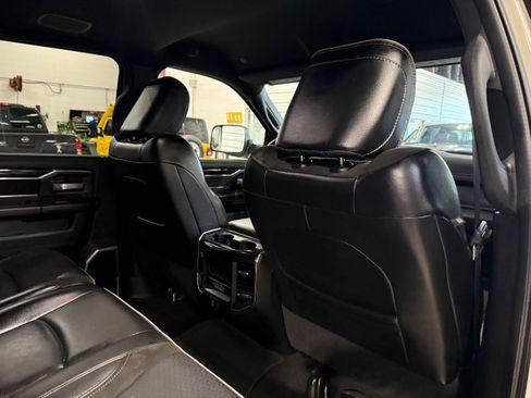 Used 2022 RAM 2500 Laramie w/ Night Edition AWD/4WD image 14