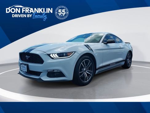 Used 2017 Ford Mustang Coupe RWD image 1