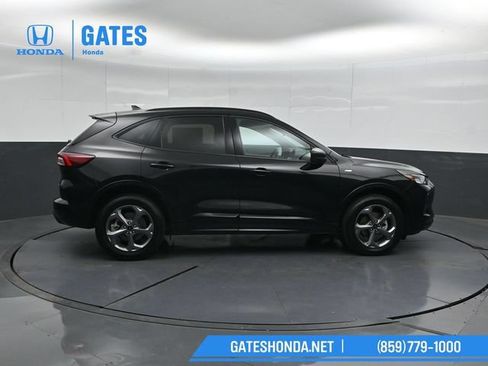 Used 2024 Ford Escape ST-Line AWD/4WD image 3
