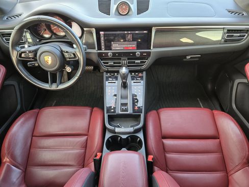 Used 2022 Porsche Macan GTS image 8
