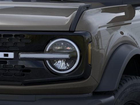 New 2026 Ford Bronco Outer Banks image 20