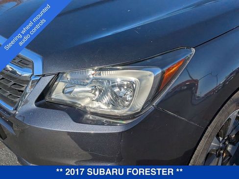 Used 2017 Subaru Forester 2.5i w/ Alloy Wheel Package image 11