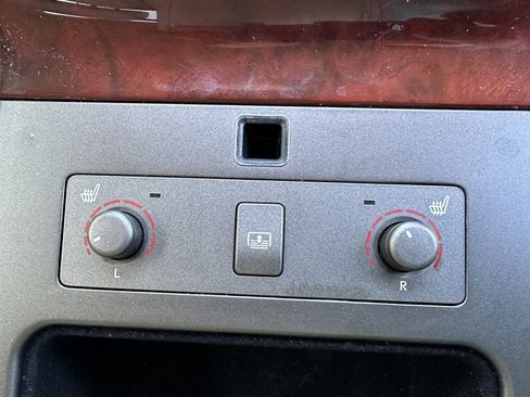 Used 2009 Lexus LS 460 image 32