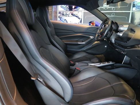 Used 2020 Ferrari F8 Tributo RWD image 26