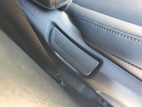 New 2026 Kia Sorento S image 9