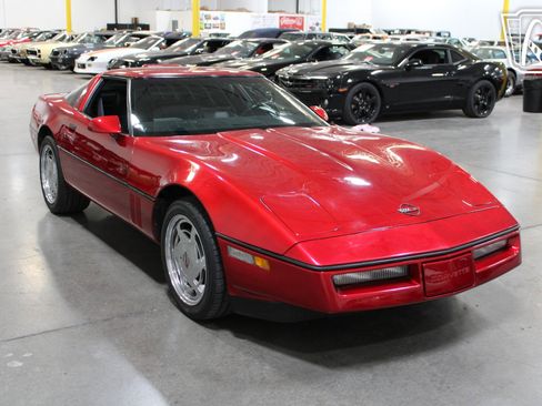 Used 1989 Chevrolet Corvette Coupe RWD image 20