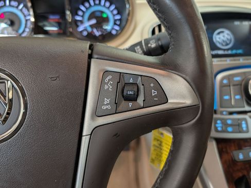 Used 2013 Buick LaCrosse Leather AWD/4WD image 23