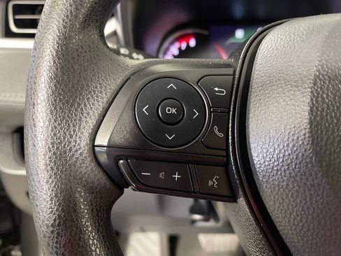 Certified 2024 Toyota RAV4 XLE image 28