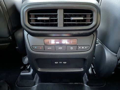 Used 2024 Honda Pilot EX-L image 25