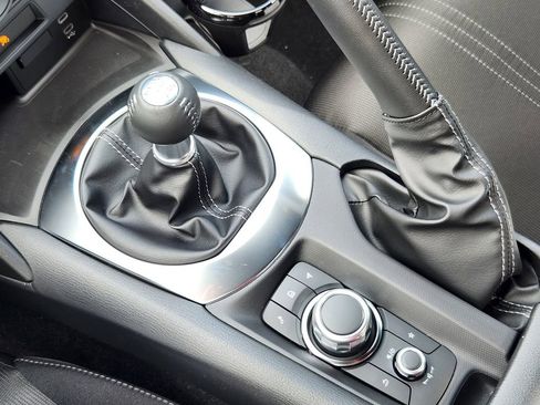 New 2026 MAZDA MX-5 Miata Sport w/ Interior Package RWD image 11