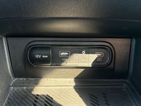 Used 2024 Kia Sportage EX FWD image 28
