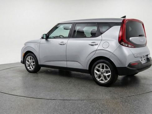 Used 2025 Kia Soul LX w/ LX Technology Package image 6