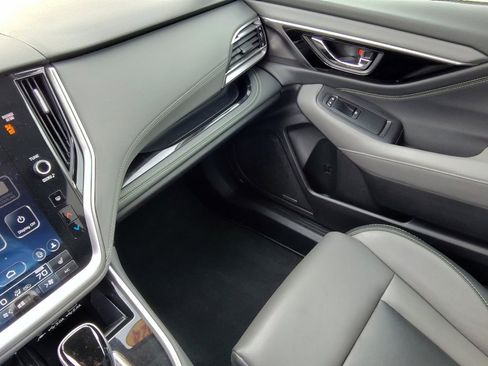 Used 2024 Subaru Outback Onyx Edition image 15