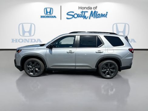 New 2026 Honda Pilot Sport image 4