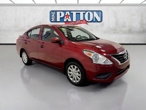 Used 2016 Nissan Versa S Plus FWD image 1