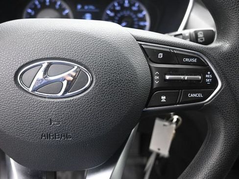 Used 2019 Hyundai Santa Fe SE AWD/4WD image 14