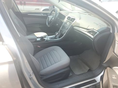 Used 2016 Ford Fusion S FWD image 10