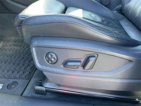 Used 2023 Audi Q5 2.0T Premium Plus w/ Premium Plus Package image 21