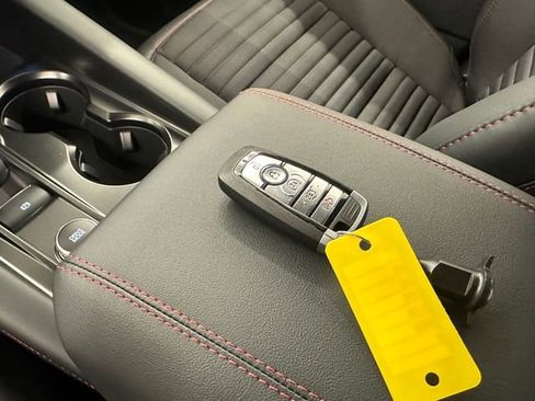 New 2026 Ford Explorer ST-Line w/ ST-Line Street Pack image 31