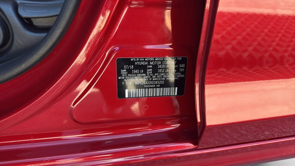 Used 2019 Hyundai Accent SE FWD image 32